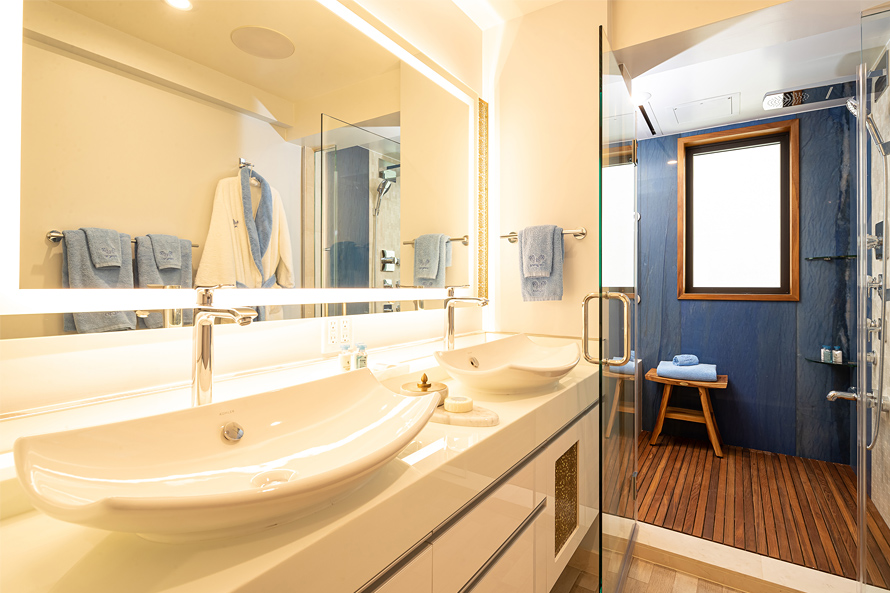 Second bathroom.
